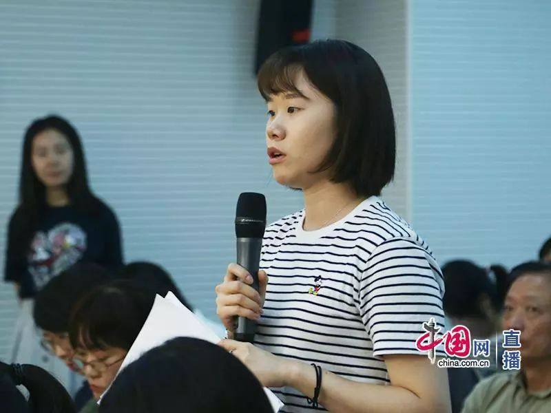 国家卫生健康委召开新闻发布会，解读“健康中国行动”之健康知识普及行动有关情况8.jpg