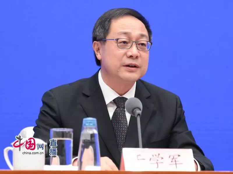 国务院政策例行吹风会：介绍健康中国行动有关情况4.jpg