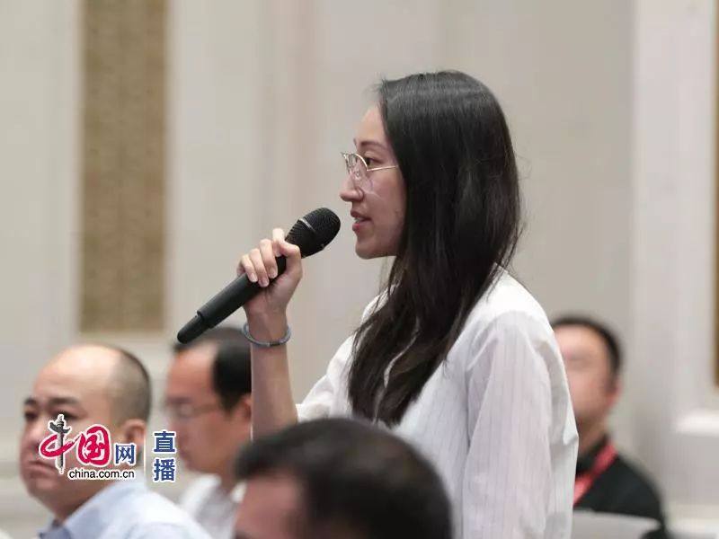 国务院政策例行吹风会：介绍健康中国行动有关情况10.jpg